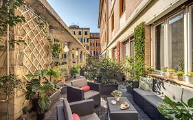 AwesHome Hanging Gardens